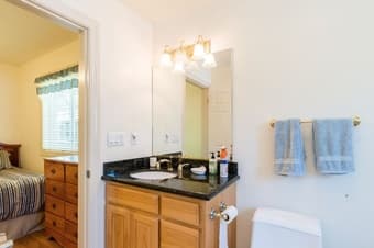 Gorgeous house with friendly housemates! - $1,350 3