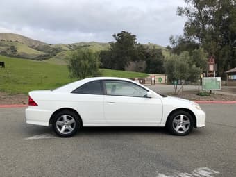 2004 Honda Civic Coupe EX 98700 miles 1