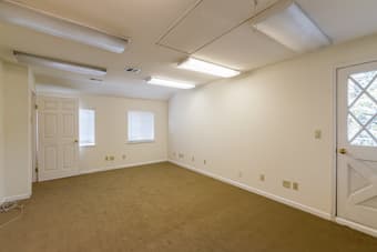 $1,275 Community House looking for a new roommate 3