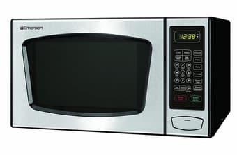 Microwave - 700 Watts - $20 OBO 1