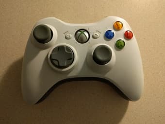 Original Xbox360 wireless controller (white) 1