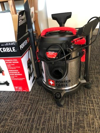 POWERFUL VACUUM CLEANER 1