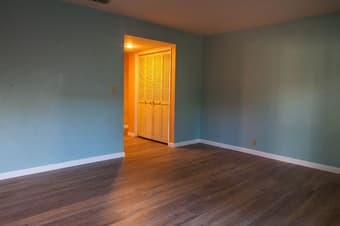Working Bay Area professionals living together - Room available to ren 1