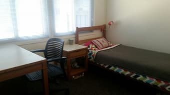 Sublet (3/23-4/29) Escondido Village on Stanford Campus (female only) 1