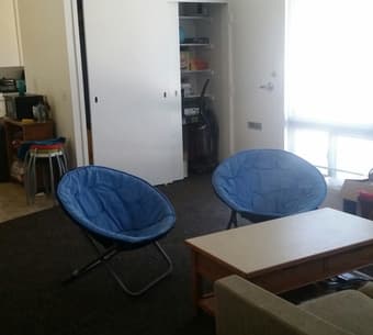 Sublet (3/23-4/29) Escondido Village on Stanford Campus (female only) 3