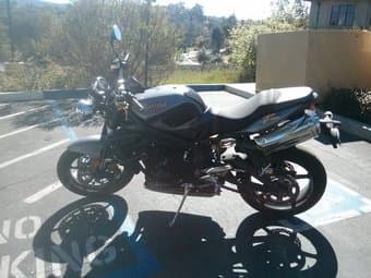 2009 TRIUMPH STREET TRIPLE R 675 1