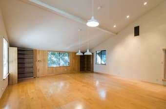 Friendly roommates - housing for young professionals! 2
