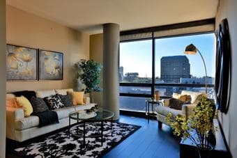 Unfurnished Luxury 1 Bedroom/1 Bath Condo in San Jose 1