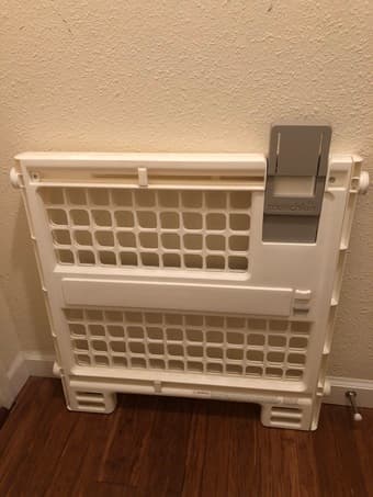 Munchkin Quick Install Premium Gate 2
