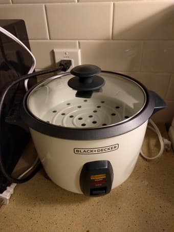 Rice cooker - like new 1