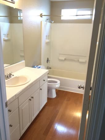 1 Bedroom open in GORGEOUS 3BR 2 1/2 bath! 3