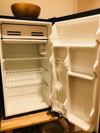 Mini Fridge 1