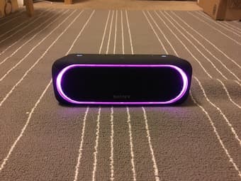 Sony XB30 portable bluetooth speaker 2