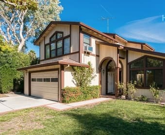 Need a room in a house full of cool people? We've got one! 1