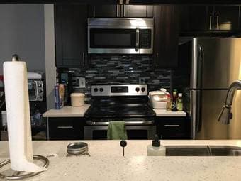 Private Bedroom and bath in 2bed/2bath apartment 2