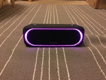 Sony XB30 portable bluetooth speaker 3