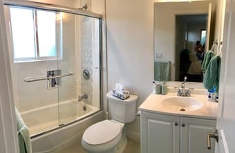 Private Bed and Bath in Menlo Park 2