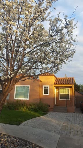 Sunny master bedroom available in 3br house with yard and garage 3
