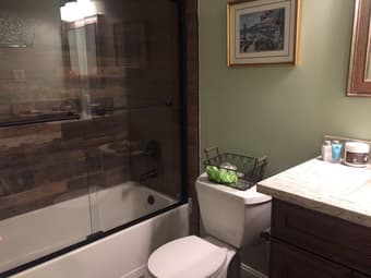 Room with private bath in San Carlos 3