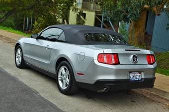 2012 FORD MUSTANG V6 CONVERTIBLE 1