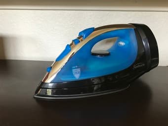 Sunbeam iron and tabletop ironing board 1