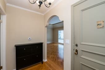 We have an empty room in our amazing house! Come check it out! 2