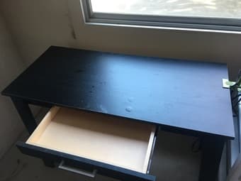 Black Desk 2
