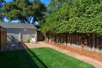 Shared Rooms / Girls Room / Co Ed and Private Room @ Rentashare 2
