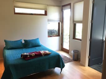 Furnished room, Bath and mini-kitchen in house 1
