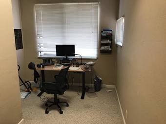Huge master bedroom in waterfront house with private bathroom and offi 2