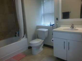 Munger Quad room available for summer 2