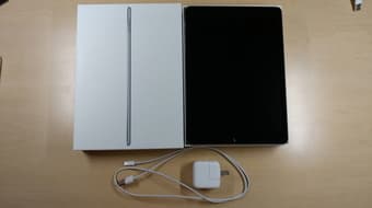 iPad Air 2 64GB WIFI only Space Gray [Excellent condition] 2