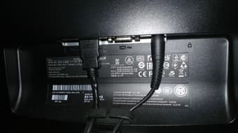 Dell S2440L 24" Widescreen LED LCD Monitor [Excellent condition] 3