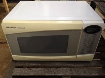 Very Clean Sharp Carousel Microwave Oven 1