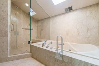 An amazing group of people to share a house with! $400 OFF First 3