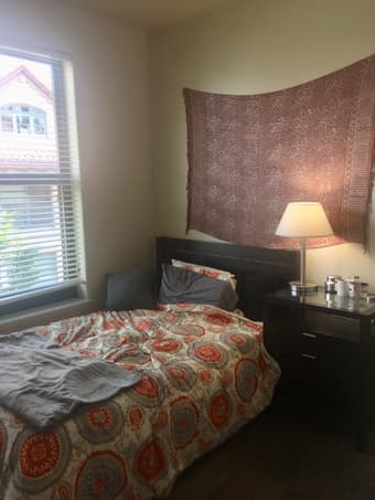 Room in Spacious Munger Quad (Female) - June 10-September 20 1