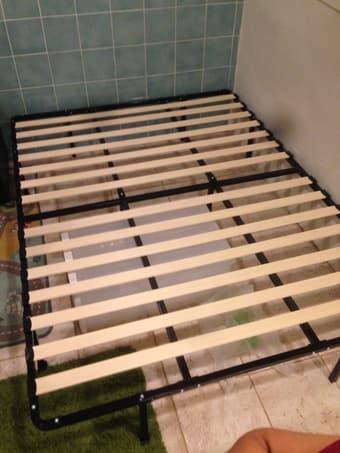 queen bed frame 2