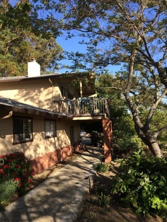 Short- or long-term lease by campus starting Jul1 or Jul10 1