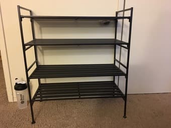 Closet organizing set: shoe rack, drawer and tower storage. 2