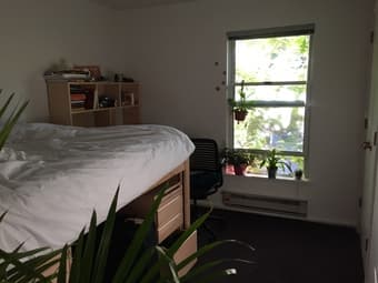 Sublet room in beautiful Rains 4bdr - female - Jun7 - Sep23 1
