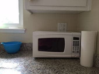 Microwave oven 1