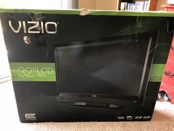 32" Vizio LCD HDTV 2