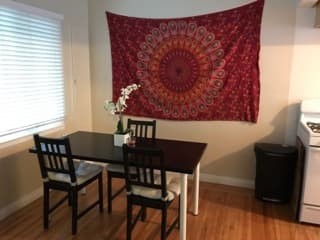 Moving sale! Many household items and furniture for cheap 1