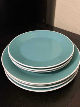 Moving sale! Many household items and furniture for cheap 2