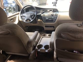 Honda Odyssey. 2001 year. 166K 2