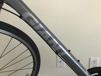 Giant Escape Bicycle + Free Locker - $250 (palo alto) 2