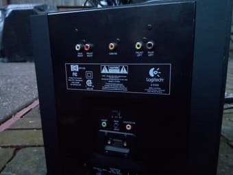 Logitech THX Z-5300 speaker system 2