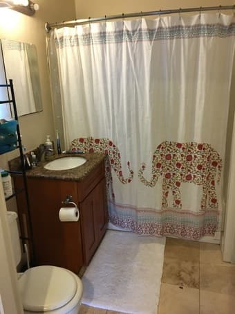 Large, well-lit room in Menlo Park for rent! ($1500/mo.) 3