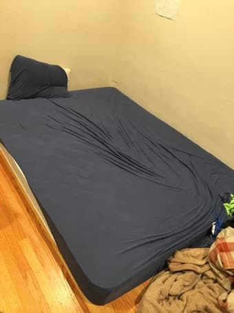 Queen-size mattress 1