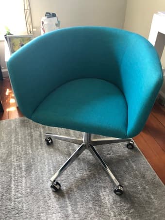 Desk chair 1